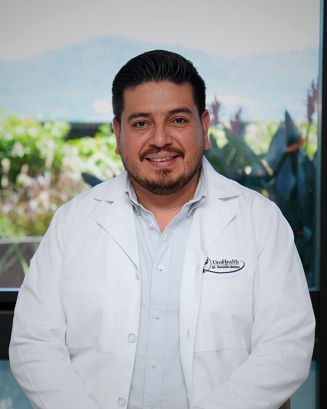 Dr. Fernando Montes